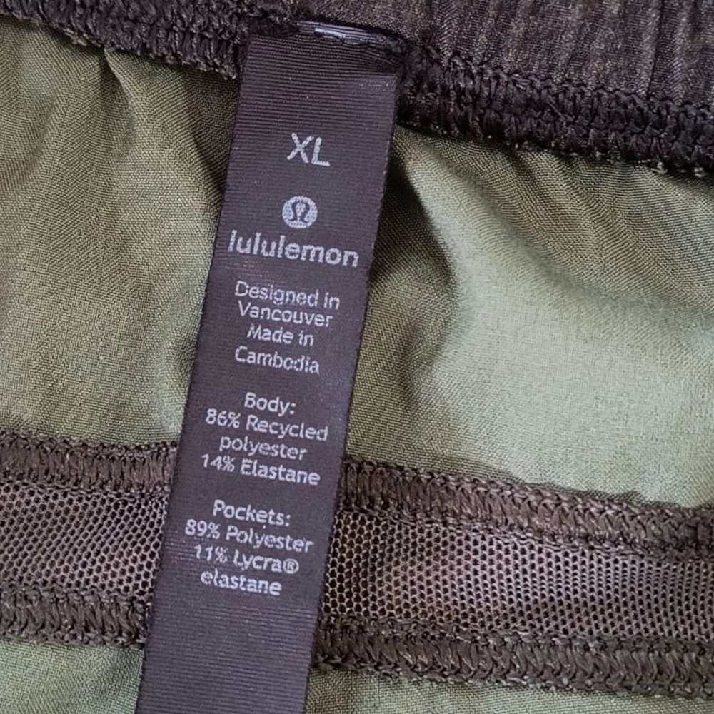 Men's lululemon athletica Forest Green Athletic Shorts Size XL